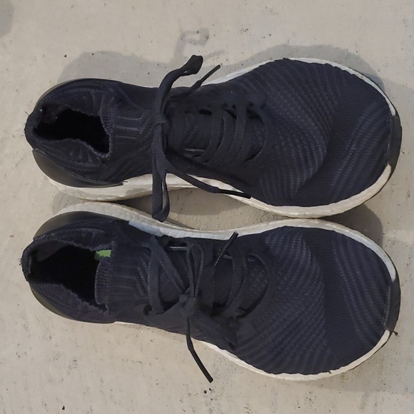 Womens Adidas Ultra Boost X sneakers sz 11 - Picture 3 of 8